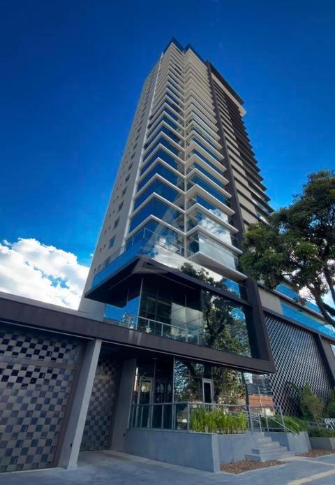 Apartamento à venda e para alugar em Campinas, Cambuí, com 3 suítes, com 230 m², Essential